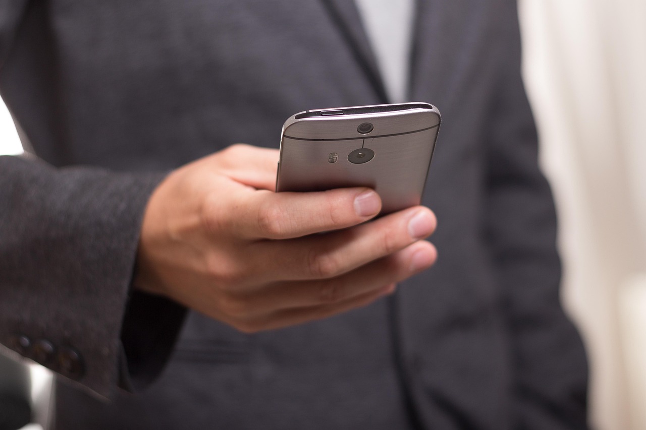 A practical guide to improving a contact page