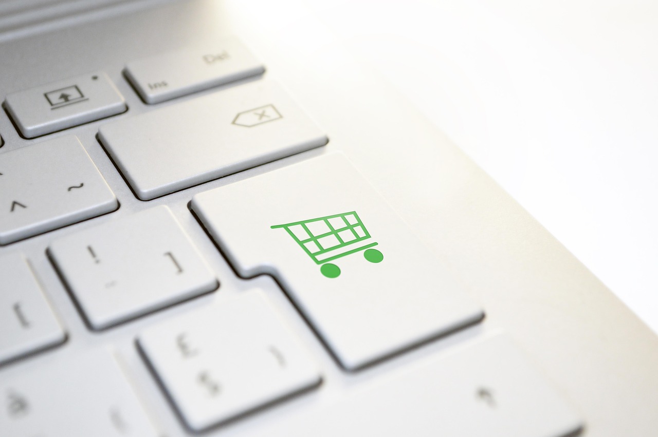 Inside preparing a buying guide: notes, examples and checks